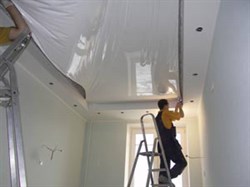 Натяжной потолок Бельгия 2,7-3,2 матовый белый от 14м кв и более с пластиковым багетом - фото 5928